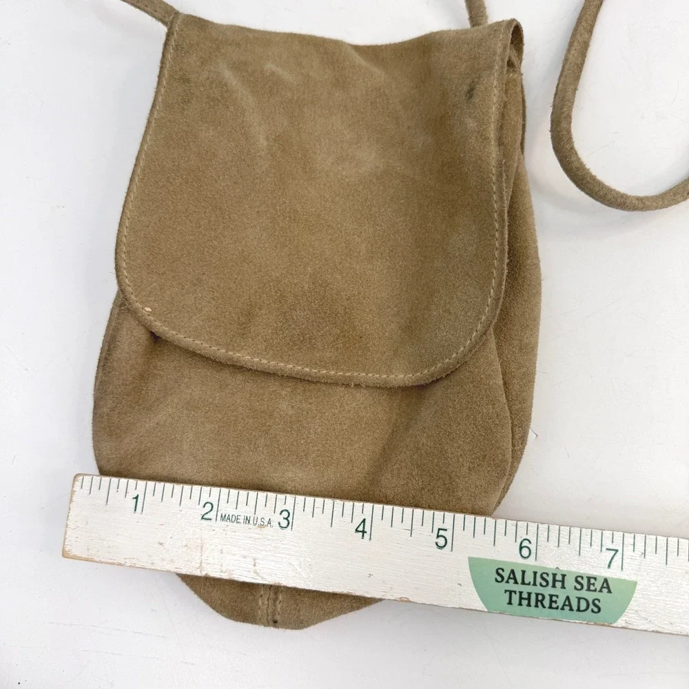 Vintage Y2K Gap Tan Suede Small Crossbody Pouch Bag Magnetic Closure Boho Retro‎